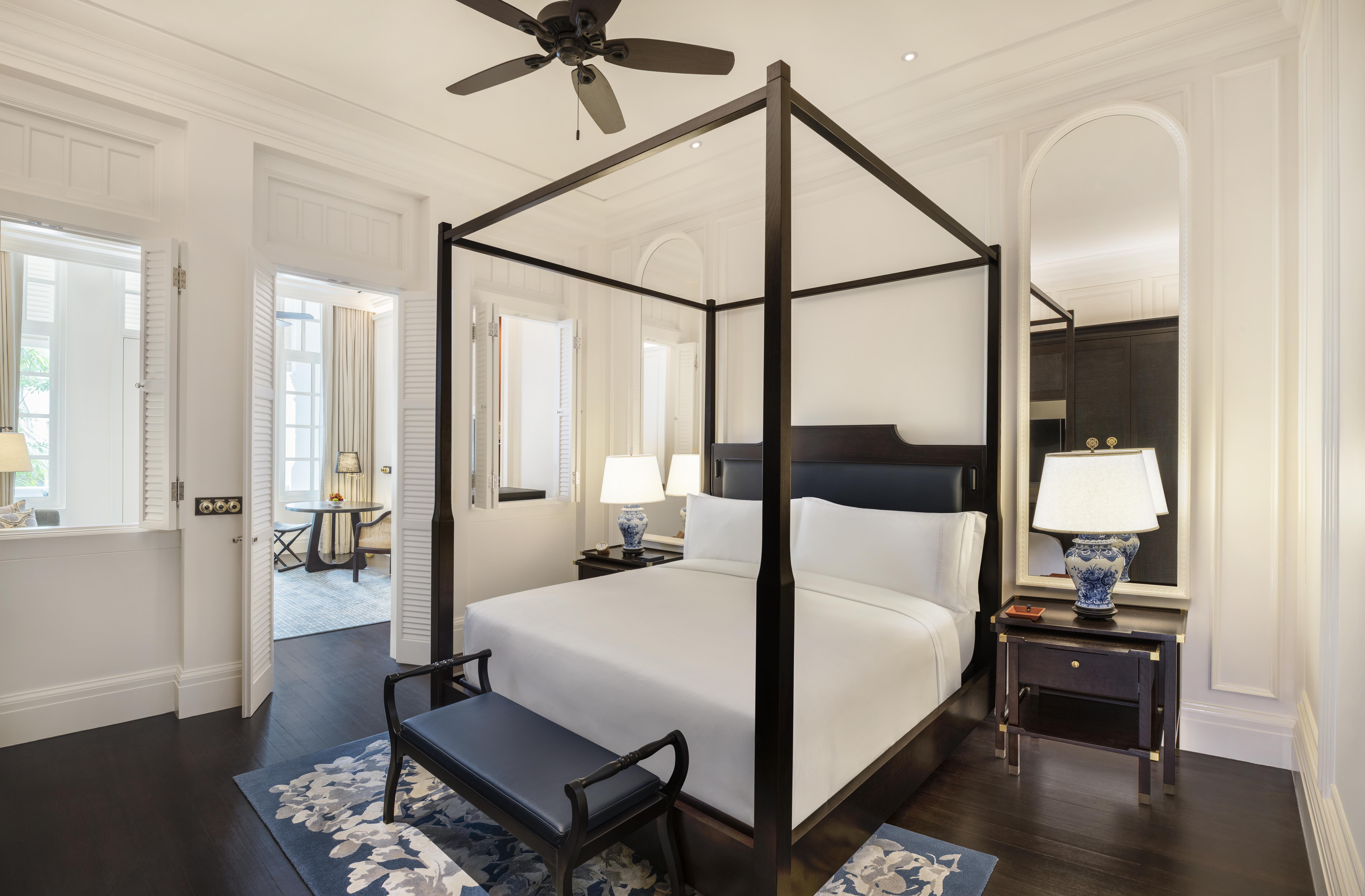 Khách sạn Raffles 5*