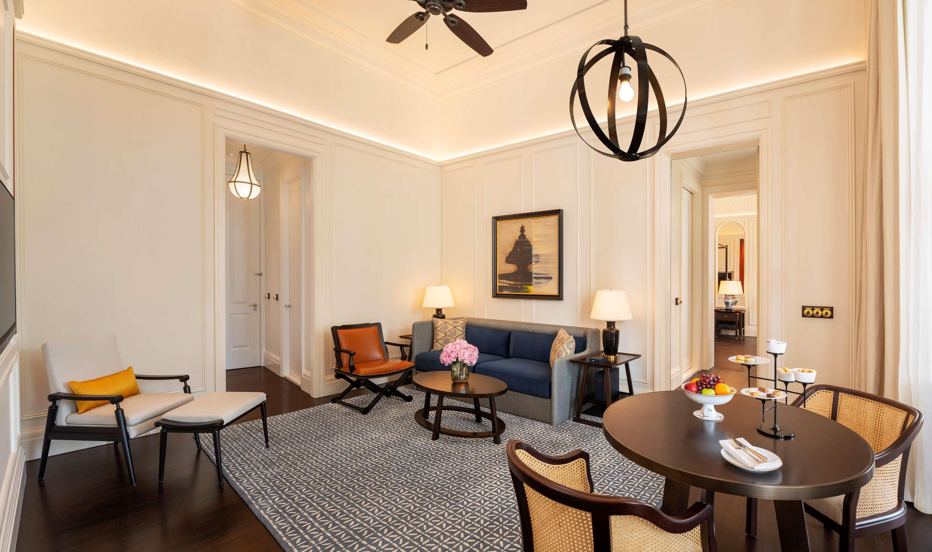 Khách sạn Raffles 5*