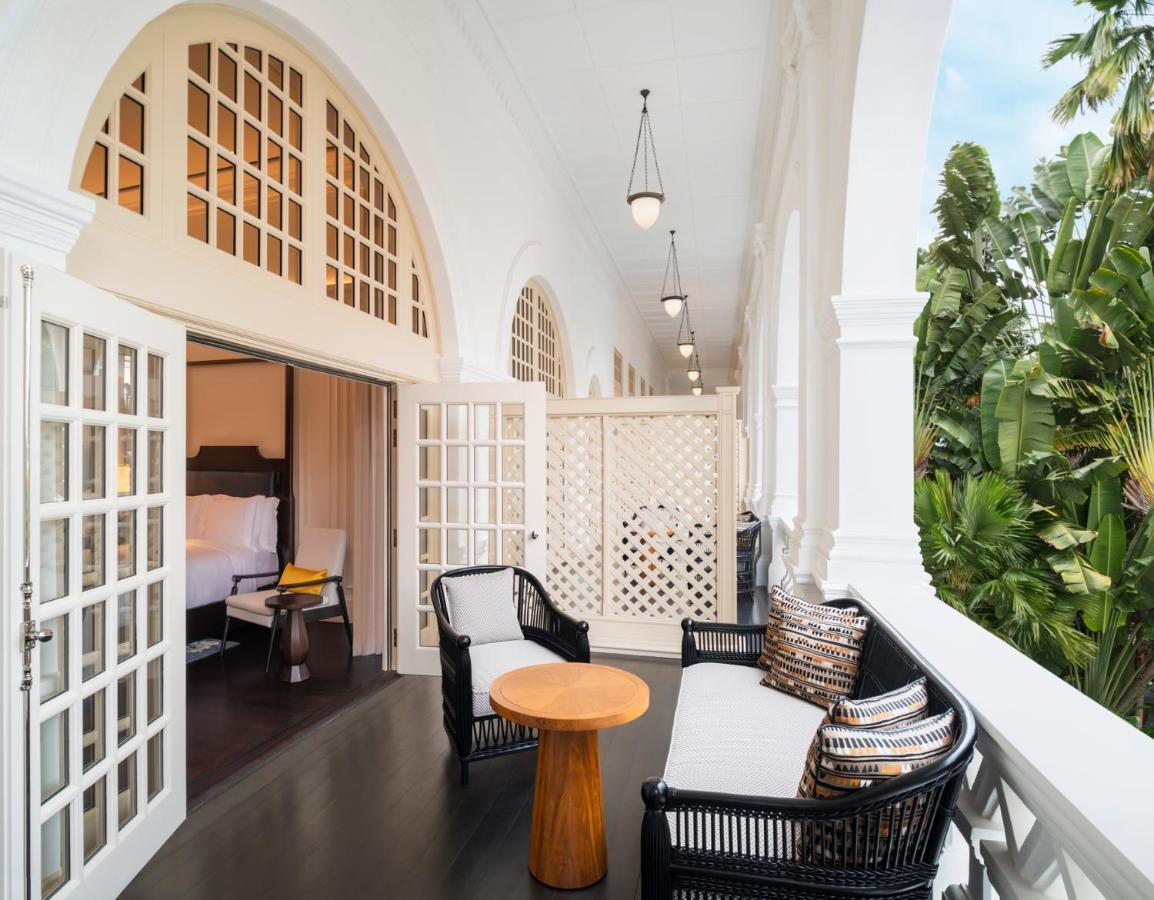 Raffles Khách sạn